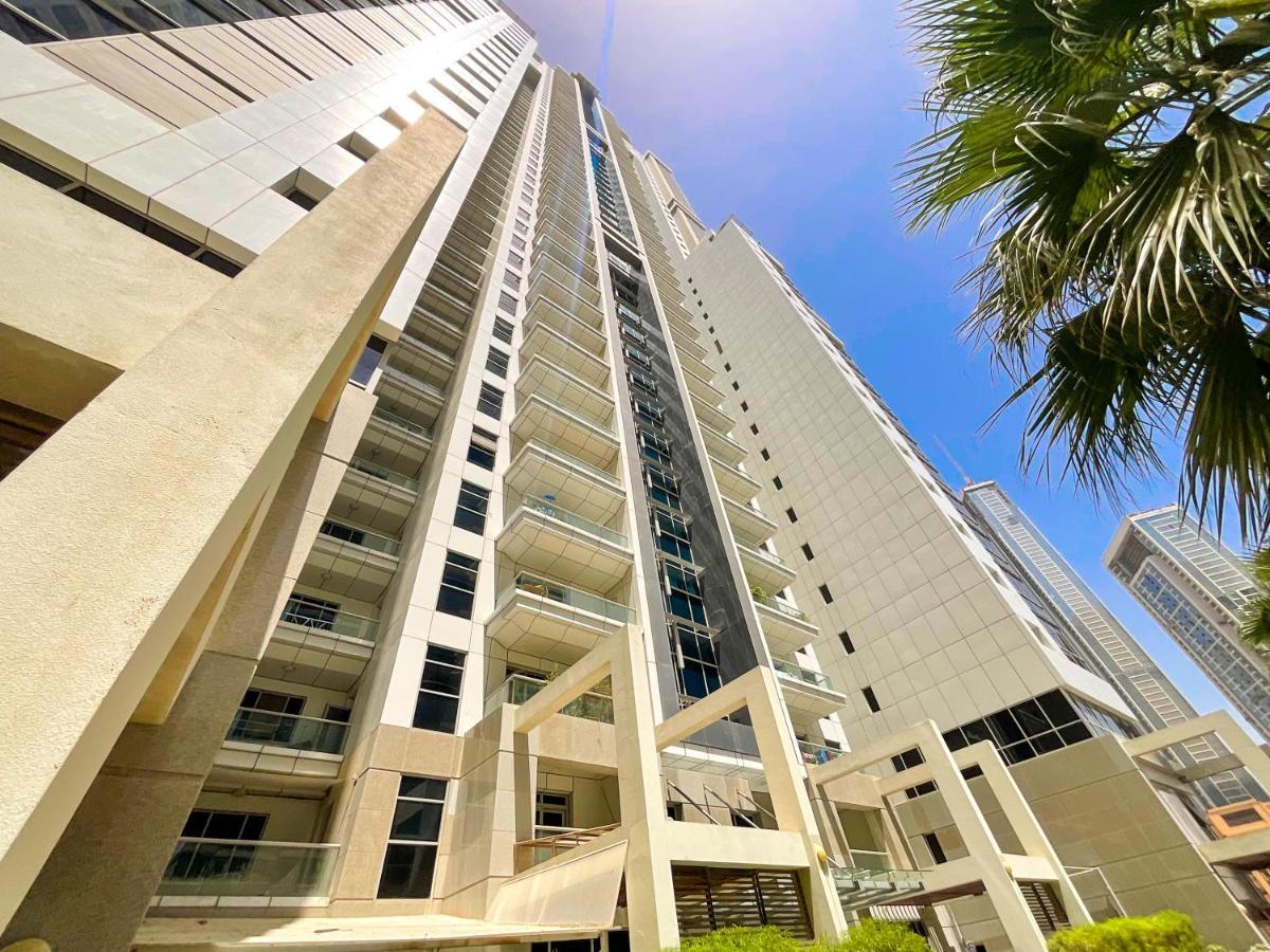 Higuests - Roomy Apt With Infinity Pool Close To Burj Khalifa Dubaj Kültér fotó